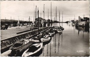 CPA OUISTREHAM RIVA-BELLA - Le Port (1228917)