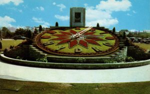 Sir Adama Beck Floral Clock,Niagara Falls,Ontario,Canada