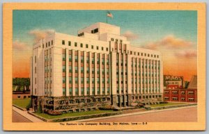 Des Moines Iowa 1947 Postcard The Bankers Life Company Building