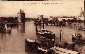 CPA La ROCHELLE - Vue générale du Port (354527)