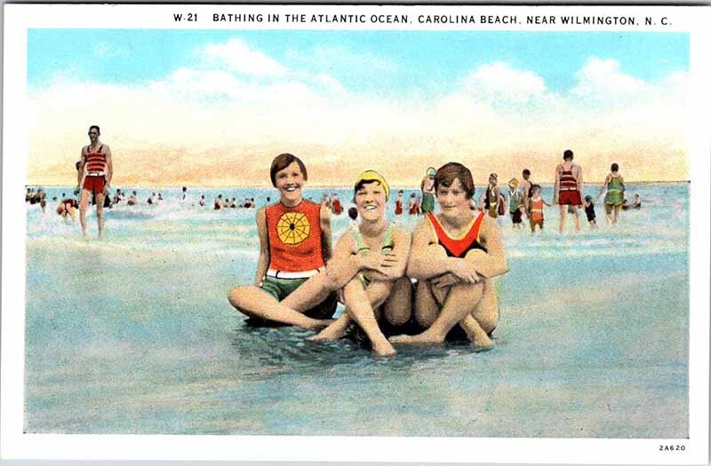 Postcard BEACH SCENE Wilmington North Carolina NC AL0932