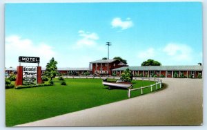 KIRKSVILLE, MO Missouri ~ Roadside COLONIAL MANOR MOTEL c1950s Postcard