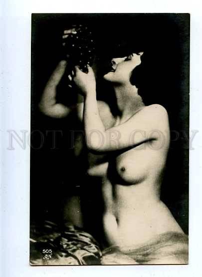 184716 NUDE Belle Woman w/ GRAPE Vintage PHOTO AN #505