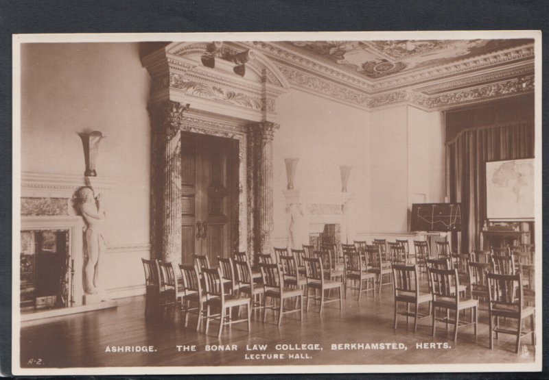 Hertfordshire Postcard - Bonar Law College, Lecture Hall, Ashridge House RS19022