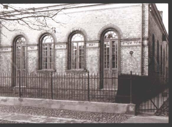 3114512 Latvia LIEPAJA House of SYNAGOGUE Jewish POSTCARD