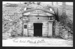 'Oak Ridge' Tomb First Burial Place of Lincoln Unused c1940s