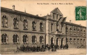 CPA Port-La-Nouvelle-Vue de la Mairie et des Écoles (261026)