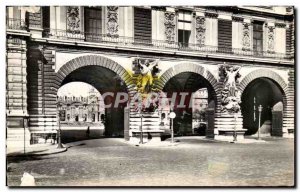 Paris Old Postcard The gates of the Louvre and the Seine