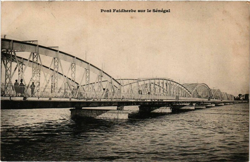 CPA AK SÉNÉGAL-Pont Faidherbe sur le Sénégal (331138)