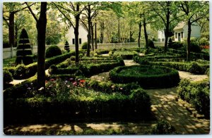 Postcard - A Formal Garden - Williamsburg, Virginia