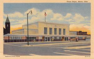 Akron Ohio Union Depot Street View Antique Postcard K48451