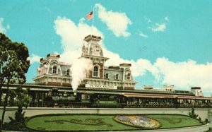 Vintage Postcard The Walt Disney World Old Fashioned Narrow-Gauged Steam Trains