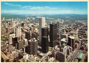 BT16414 CN tower Toronto   canada