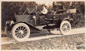 J78/ Interesting RPPC Postcard c1910 Early Automobile Driver 473