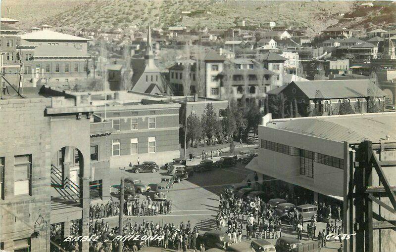 Autos Bisbee Arizona 1940s RPPC Photo Postcard Street Scene 3321