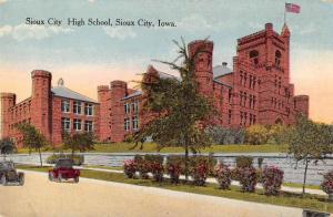 Sioux City Iowa view of Sioux City High School antique pc Y11197