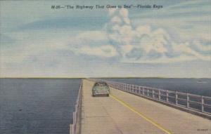 Florida Seven Mile Bridge The Highway The Goes To Sea In The Florida Keys Cur...