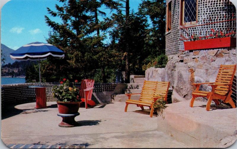 The Glass House Constructed of Glass Bottles, Sanca BC Postcard J19