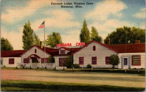 Linen Postcard Entrance Lodge, Niagara Cave US 52 in Harmony, Minnesota