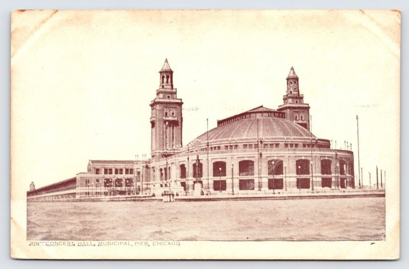 Concert Hall, Municipal Pier / Navy Pier, Chicago Postcard  P3