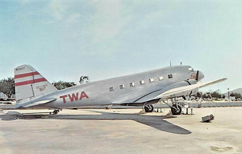 Airline Postcards TWA-Transcontinental &Western Air,Inc Douglas DC-2 NC13717