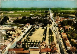 CPM Pont-Sainte-Maxence Place du Marechal FRANCE (1014712)