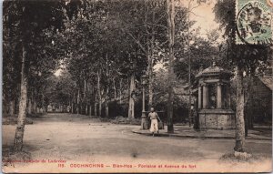 Cochinchina Vietnam Bien-Hoa Fontaine et Avenue du Fort Vintage Postcard C079