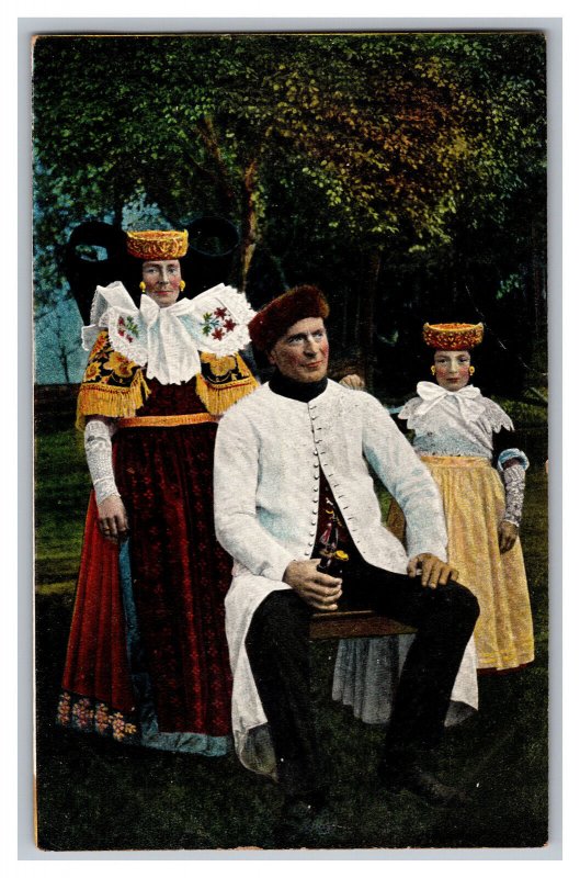 Postcard Germany Trachten Aus Der Umgegend Von Minden I. W. Costumes 