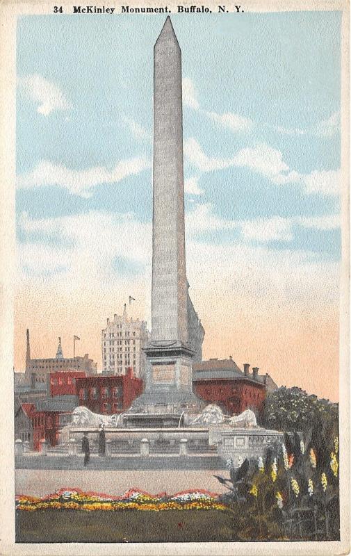 Buffalo New York~McKinley Monument~Man & Lady on Stairway~Colorful Flowers~1920s