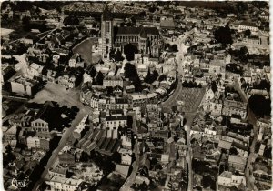 CPM Noyon Vue aerienne, La Cathedrale FRANCE (1014695)