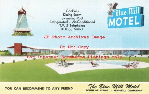 CA, Modesto, California, Blue Mill Motel, Swimming Pool, Featuristic Pub