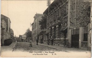 CPA AK VANVES - Rue Raspail et la Nouvelle Poste (44389)