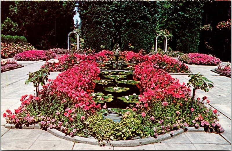 Italian Garden Butchart Gardens Victoria BC Canada Postcard UNP VTG Unused 