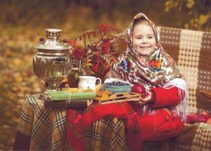 TEA PARTY TIME. LITTLE GIRL in SHAWL, SAMOVAR rowanberry books apple Modern