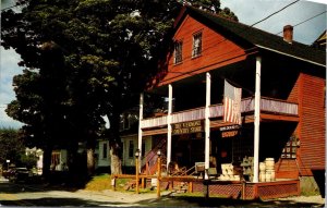 Vermont, Weston - The Original Vermont Country Store - [VT-119]
