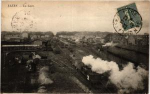 CPA FLERS - La Gare (435526)