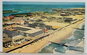 Ocean City MD Aerial View Show Beach Boardwalk Sinepuxent Bay 1950s Postcard Q16