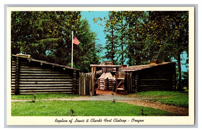 Vintage Postcard OR Lewis Clark's Fort Clatsop Replica Oregon Standard View Card 