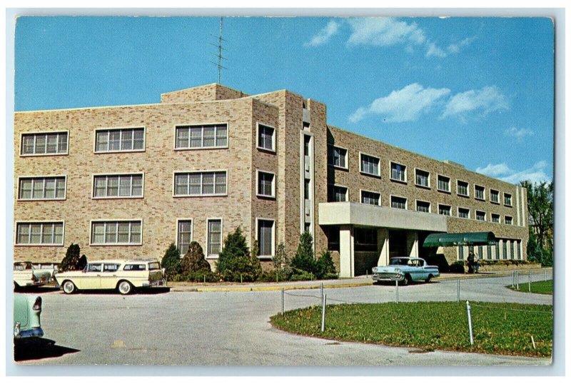c1950' Morris Inn Gif of Late EM Morris at South Bend Indiana IN Postcard