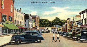 1930s WINTHROP MAINE MAIN STREET BUSINESS DISTRICT UNPOSTED LINEN POSTCARD P561