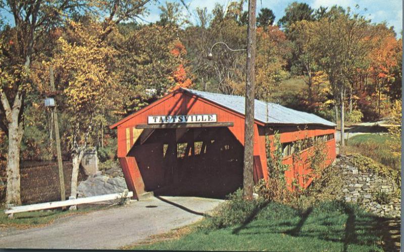 Taftsville VT, Vermont - Covered Bridge at Route 4