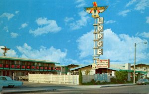 California Eureka Thunderbird Lodge 1966