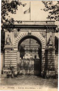 CPA ANGERS-École des Arts et Metiers (189576)