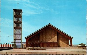 VINTAGE POSTCARD ST. JOSEPH CHURCH AT SEPT-ILES QUEBEC CANADA