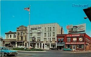 NJ, Rutherford, New Jersey, Station Square, Pendor Natural Color No. 6241-C