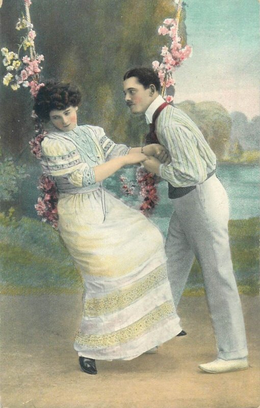 Lot 7 vintage postcards romantic couples lovers love idyll Swiss made 1908-1911 