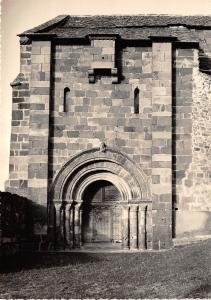 BR19519 Murat eglise romane de bredons   France