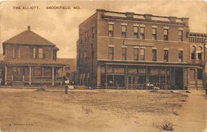 H6/ Brookfield Missouri Postcard 1919 The Elliot Hotel Building