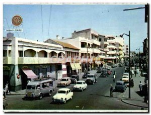 Postcard Modern L & # 39Avenue Gambetta Senegal Lucky Strike Cigarette Smoking