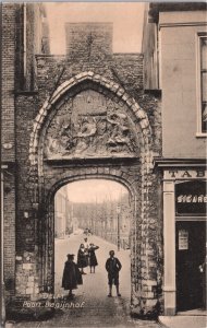 Netherlands Delft Poort Bagijnhof Vintage Postcard 09.52